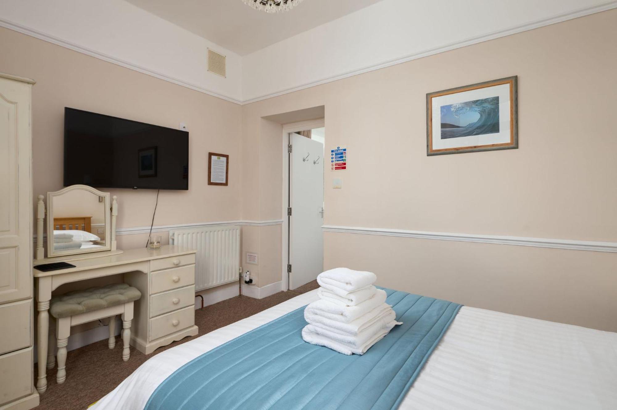Epchris House Ξενοδοχείο Ilfracombe Εξωτερικό φωτογραφία